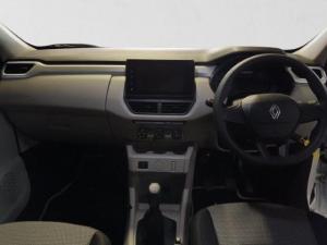 Renault Triber 1.0 Evolution - Image 12