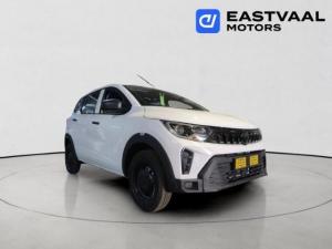 Renault Triber 1.0 Evolution - Image 1