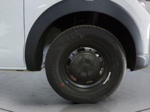Renault Triber 1.0 Evolution - Image 9