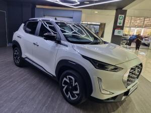 Nissan Magnite 1.0 Turbo Acenta Plus auto - Image 3