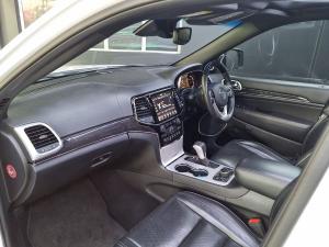 Jeep Grand Cherokee 3.6L Overland - Image 15