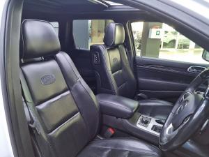 Jeep Grand Cherokee 3.6L Overland - Image 23