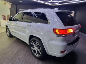 Jeep Grand Cherokee 3.6L Overland - Image 3