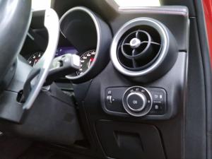 Alfa Romeo Stelvio Quadrifoglio Q4 Race Edition - Image 13