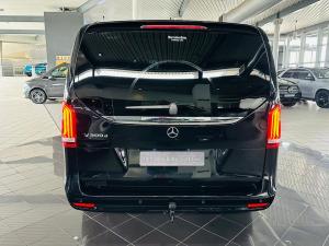 Mercedes-Benz V-Class V300d Exclusive - Image 12