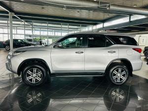 Toyota Fortuner 2.4GD-6 auto - Image 12