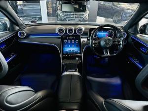 Mercedes-Benz C-Class C200 Avantgarde - Image 3