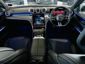 Mercedes-Benz C-Class C200 Avantgarde - Image 3