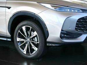MG HS 2.0T Luxury - Image 5