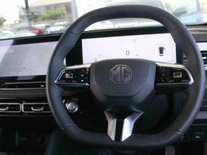 MG HS 2.0T Luxury - Image 7