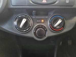 Toyota Etios hatch 1.5 Sprint - Image 12