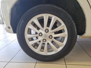 Toyota Etios hatch 1.5 Sprint - Image 15