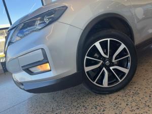 Nissan X Trail 1.6dCi Tekna 4X4 - Image 15