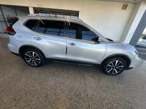 Nissan X Trail 1.6dCi Tekna 4X4 - Image 3