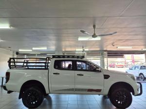 Ford Ranger FX4 2.0D 4X4 automaticD/C - Image 4