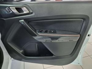 Ford Ranger FX4 2.0D 4X4 automaticD/C - Image 7