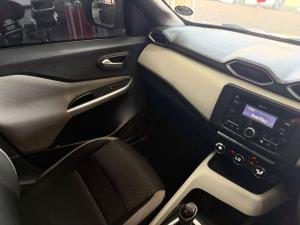 Nissan Magnite 1.0 Visia - Image 16