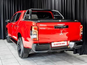 Mitsubishi Triton 2.4DI-D double cab 4x4 auto - Image 4
