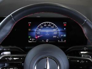 Mercedes-Benz GLA GLA200d Progressive - Image 14