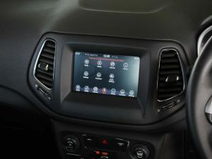 Jeep Compass 1.4T Longitude auto - Image 16