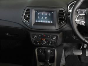 Jeep Compass 1.4T Longitude auto - Image 17