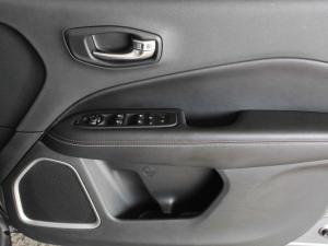 Jeep Compass 1.4T Longitude auto - Image 19