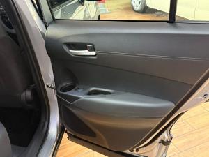 Toyota Corolla Cross 1.8 Xi - Image 24