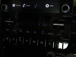 Hyundai Staria 2.2D Luxury - Image 25