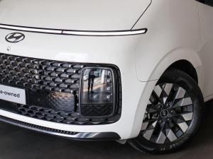Hyundai Staria 2.2D Luxury - Image 2