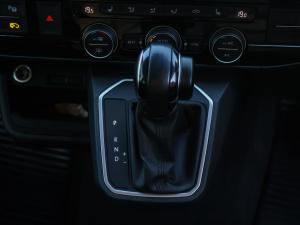 Volkswagen Caravelle 2.0BiTDI Highline 4Motion - Image 17