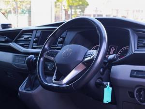 Volkswagen Transporter 2.0TDI Kombi SWB Trendline auto - Image 12