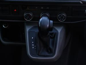Volkswagen Transporter 2.0TDI Kombi SWB Trendline auto - Image 17