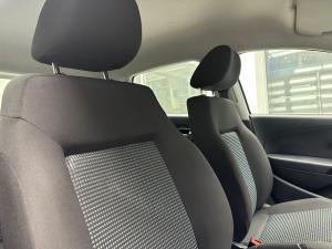 Volkswagen Polo Vivo hatch 1.6 Comfortline auto - Image 22