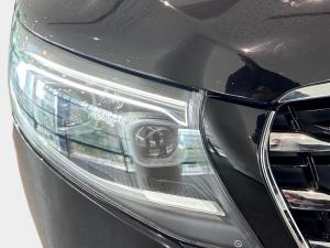 Mercedes-Benz V-Class V300d Exclusive - Image 18