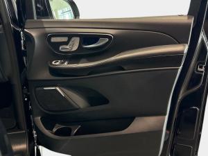 Mercedes-Benz V-Class V300d Exclusive - Image 20