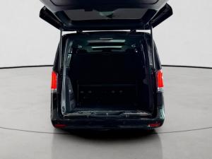 Mercedes-Benz V-Class V300d Exclusive - Image 9