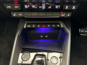 Audi A3 sedan TFSI S line Plus - Image 30