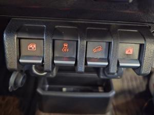 Suzuki Jimny 1.5 GLX AllGrip 3-door manual - Image 19