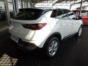 Opel Grandland X 1.6 Turbo - Image 7