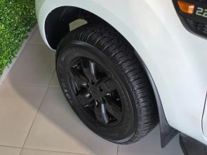 Ford Everest 2.2TDCi 4WD XLS - Image 7