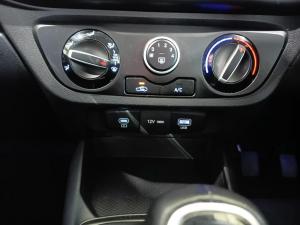 Hyundai Grand i10 1.2 Fluid hatch manual - Image 10