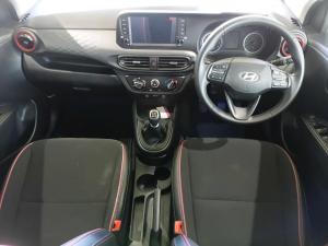Hyundai Grand i10 1.2 Fluid hatch manual - Image 8