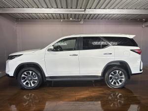 Toyota Fortuner 2.4GD-6 4x4 - Image 5