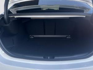Mercedes-Benz C-Class C200 Avantgarde - Image 10