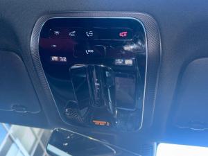 Mercedes-Benz C-Class C200 Avantgarde - Image 21