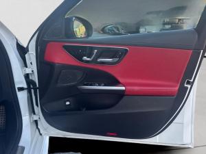 Mercedes-Benz C-Class C200 Avantgarde - Image 23