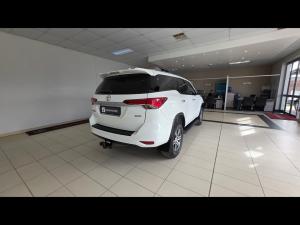 Toyota Fortuner 2.4GD-6 4x4 - Image 2