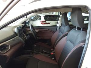 Toyota Starlet Cross 1.5 XS manual - Image 7