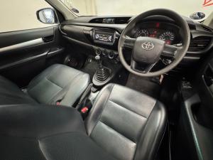 Toyota Hilux 2.4GD single cab S (aircon) - Image 6