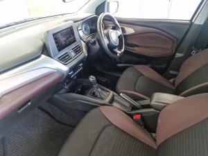 Toyota Starlet Cross 1.5 XS manual - Image 7
